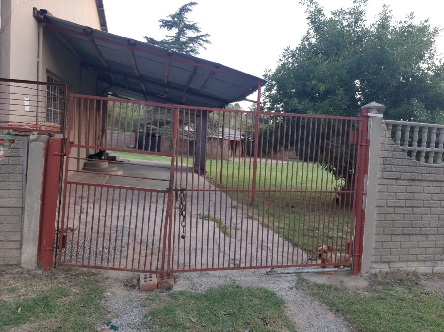 3 Bedroom Property for Sale in Senekal Free State
